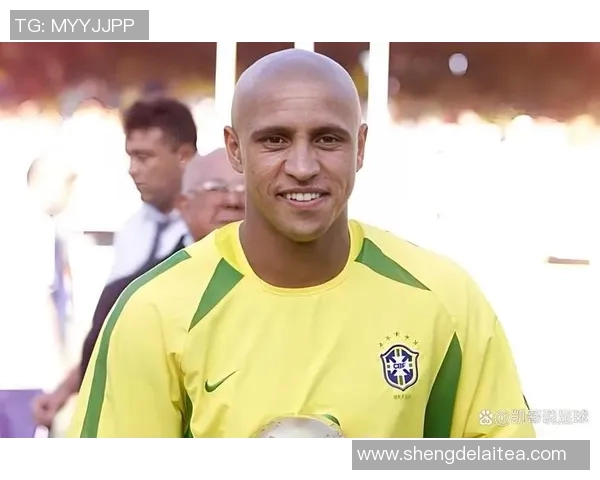 无冕之王的传奇足迹揭示了哪位足球明星的辉煌与荣耀