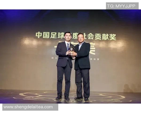 足球明星颁奖典礼全流程揭秘从入场到领奖的精彩瞬间