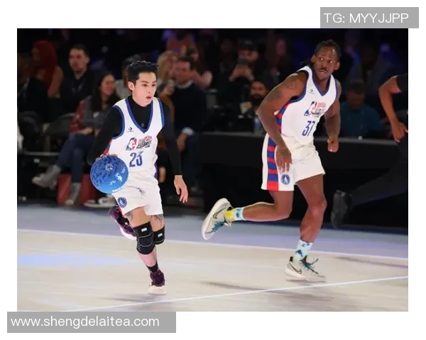帅气篮球明星在赛场上的精彩瞬间与动人动作展现篮球魅力与青春活力